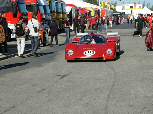Bosch's Ferrari 512M gets rolling out toward the track